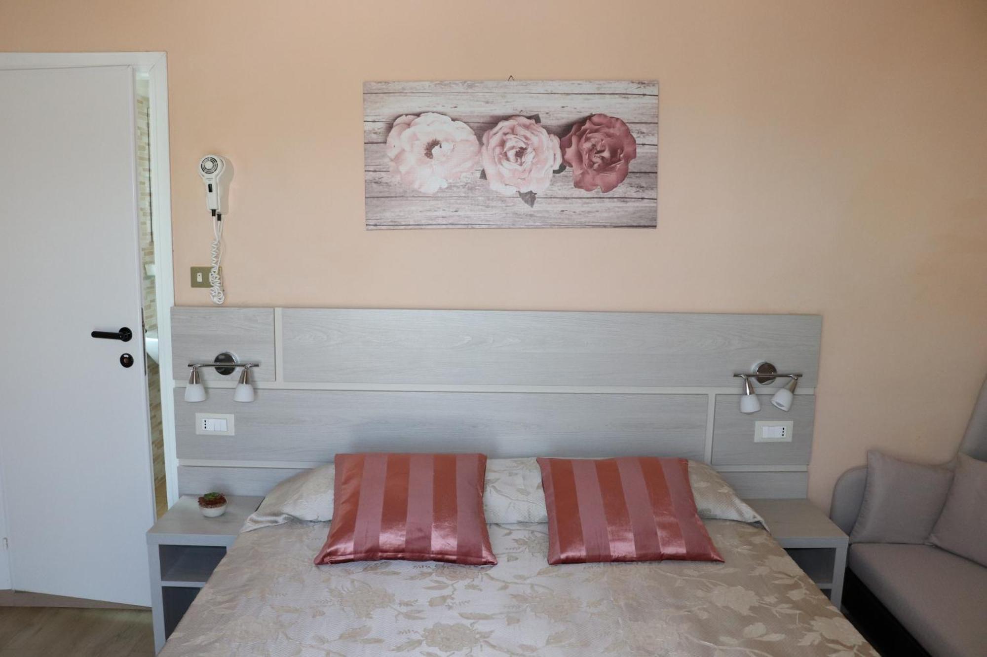 Hotel Barca D'Oro Беллария-Иджеа-Марина Экстерьер фото