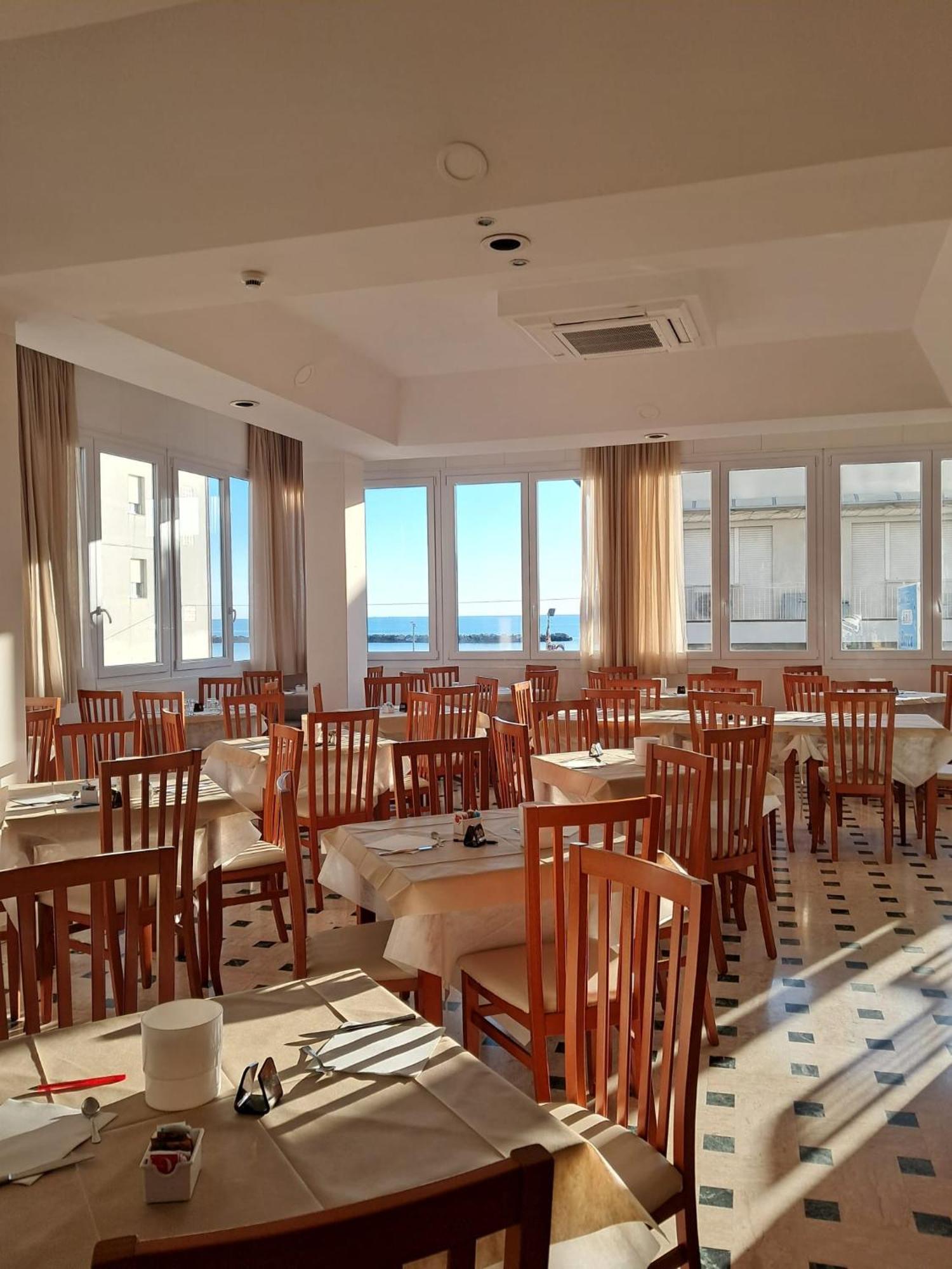 Hotel Barca D'Oro Беллария-Иджеа-Марина Экстерьер фото