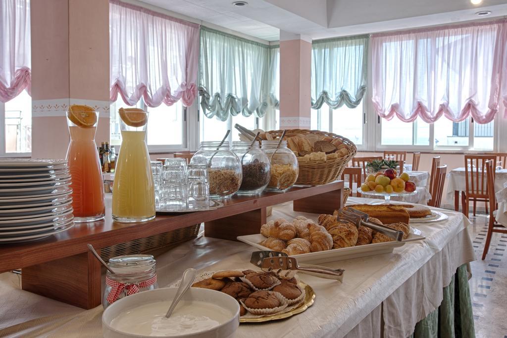 Hotel Barca D'Oro Беллария-Иджеа-Марина Экстерьер фото