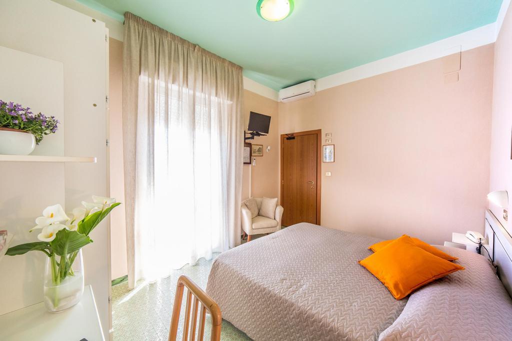 Hotel Barca D'Oro Беллария-Иджеа-Марина Экстерьер фото